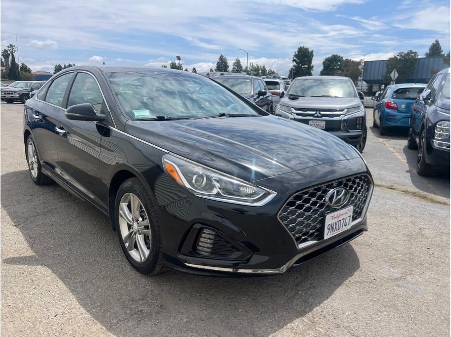 2019 Hyundai Sonata — rear three-quarter view